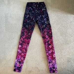 Lululemon leggings size 4